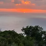 La Doulou Calme, Vue Et Jardin